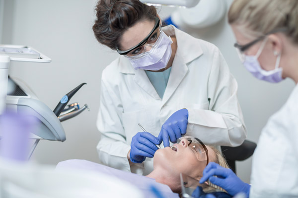 Choosing the Right Glove in your Dental Practice